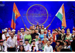 Энэтхэг Улсад үндэсний урлаг, соёлоо сурталчиллаа