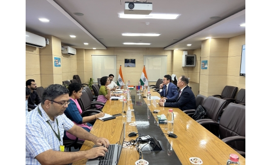 Ambassador Ganbold Dambajav met with Dr. Veena Kumari D., Joint Secretary, Ministry of Mines.